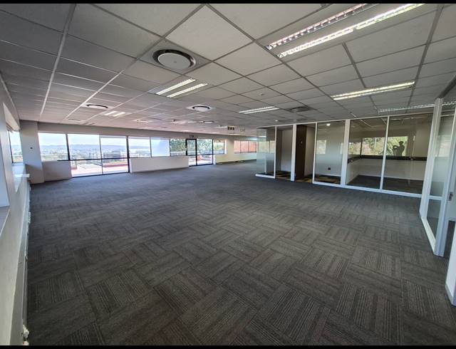 422M² OFFICE TO LET IN WOODMEAD